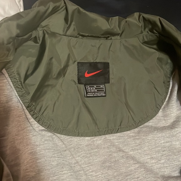 Vintage Y2K Nike Olive Green Jacket - Picture 4 of 4